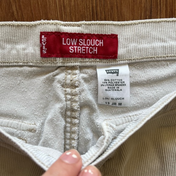 Levi’s Corduroy Pants - Picture 2 of 4